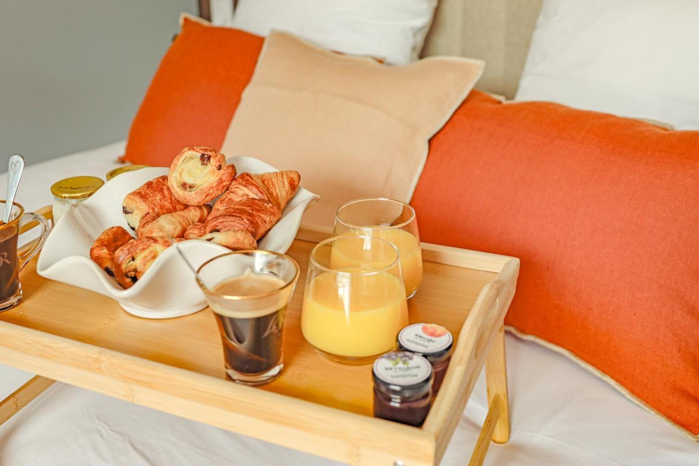 Les Gites De Laure - L'Eden Romantique, Chambres Hotes, Spa Prive, Couloir De Nage, Adults Only Malves-en-Minervois Экстерьер фото