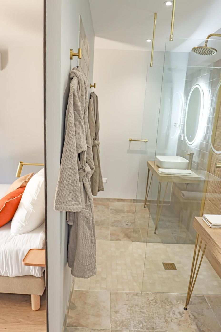 Les Gites De Laure - L'Eden Romantique, Chambres Hotes, Spa Prive, Couloir De Nage, Adults Only Malves-en-Minervois Экстерьер фото